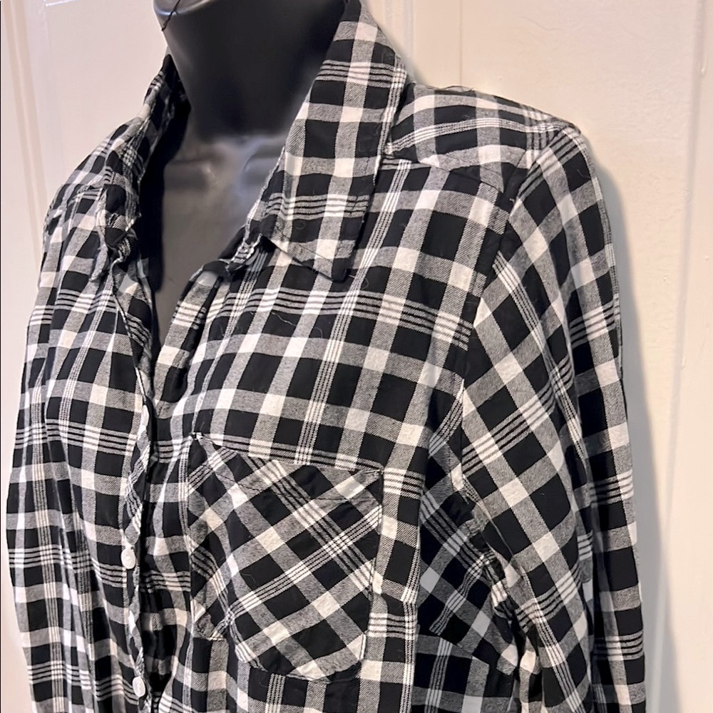 CROFT & BARROW 🖤100% COTTON BLACK & WHITE PLAID CHECK BUTTON-DOWN TOP Women’s 1X - Picture 1 of 7